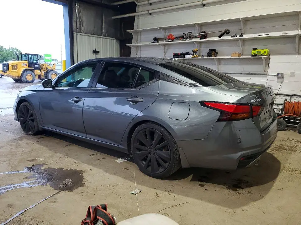 2020 NISSAN ALTIMA SR  