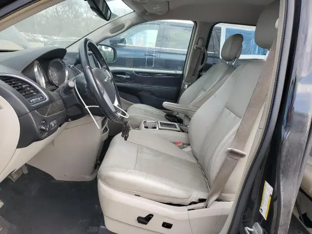 2013 CHRYSLER TOWN & COUNTRY TOURING  