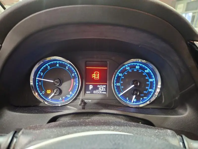 2017 TOYOTA COROLLA L  