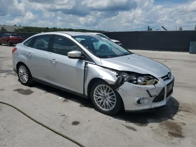 2014 FORD FOCUS TITANIUM  