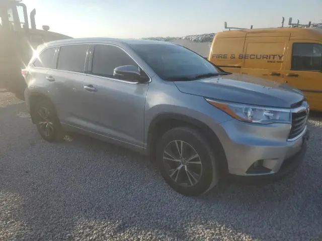 2016 TOYOTA HIGHLANDER XLE  
