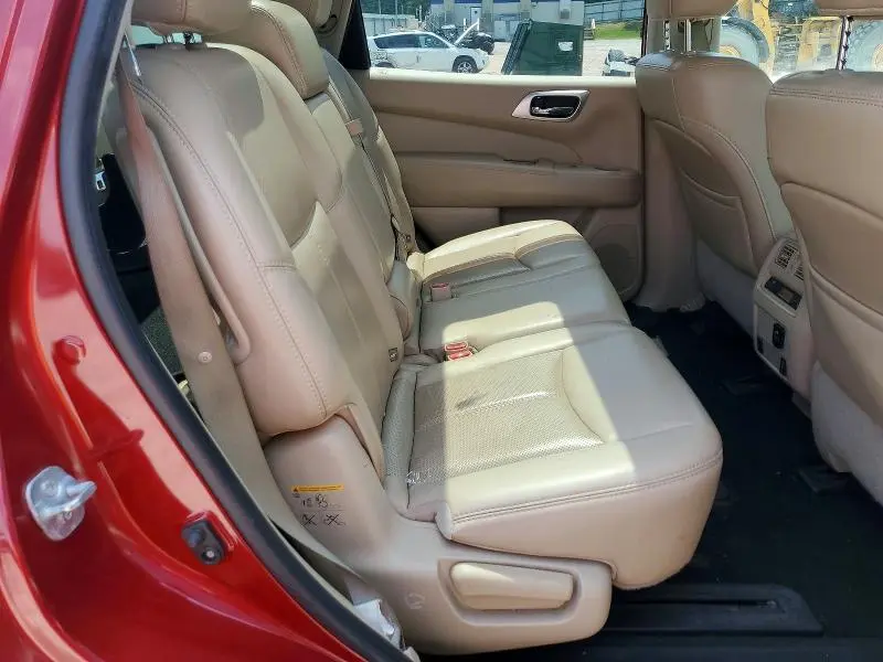 2017 NISSAN PATHFINDER PLATINUM  