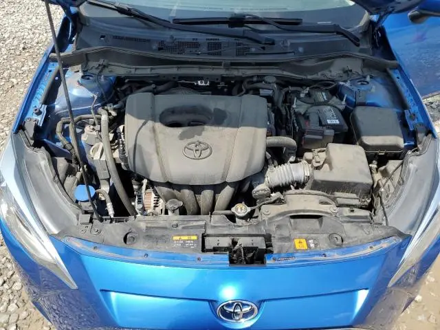 2019 TOYOTA YARIS L  