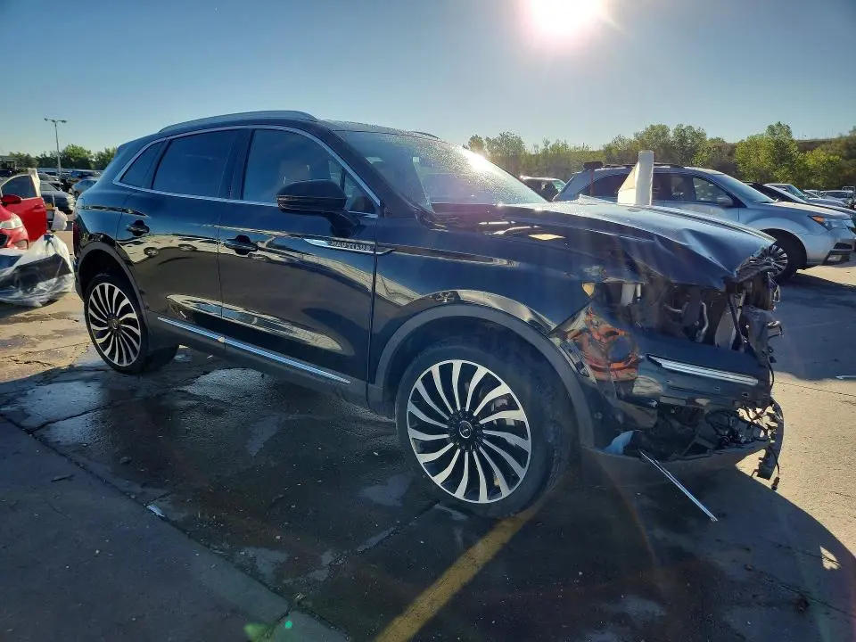 2022 LINCOLN NAUTILUS BLACK LABEL  