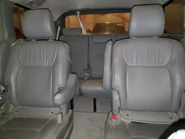 2010 TOYOTA SIENNA XLE  