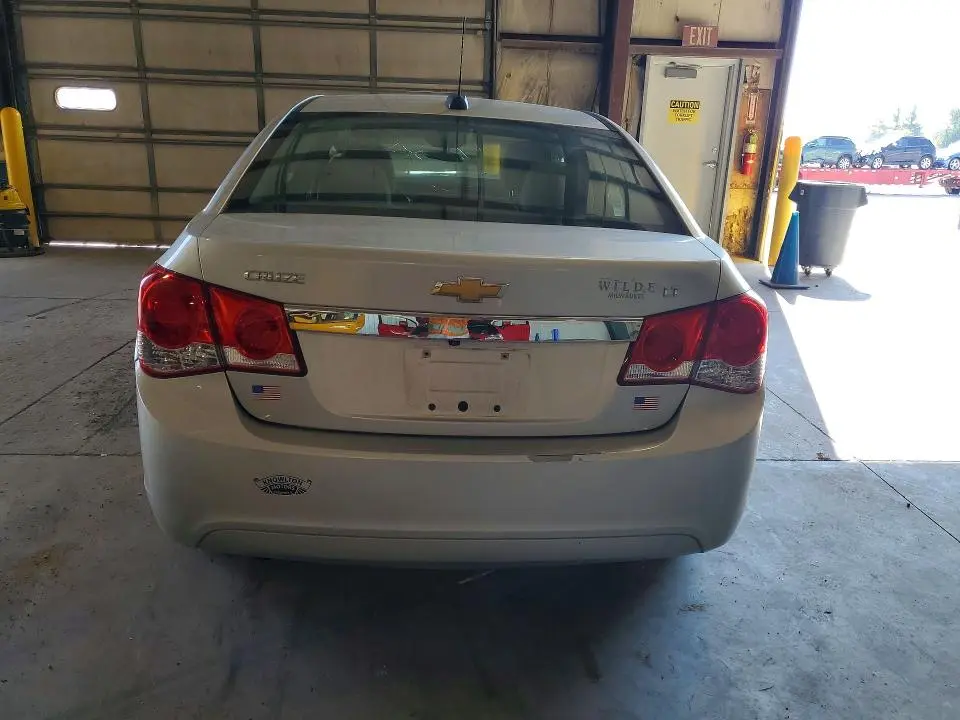 2015 CHEVROLET CRUZE LT  