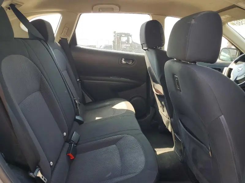 2012 NISSAN ROGUE S  