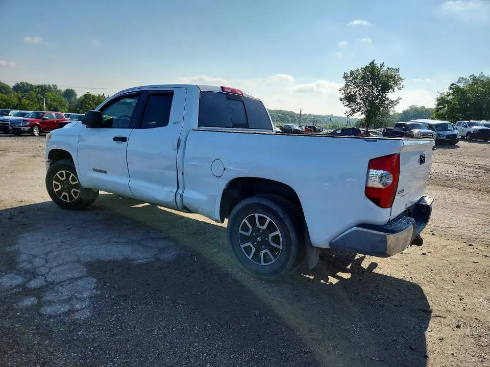 2015 TOYOTA TUNDRA SR5  