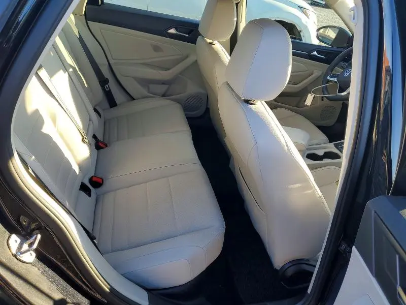 2024 VOLKSWAGEN JETTA SE  