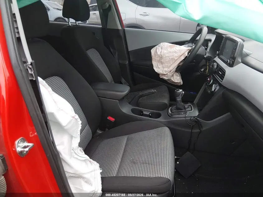 2020 HYUNDAI KONA SE