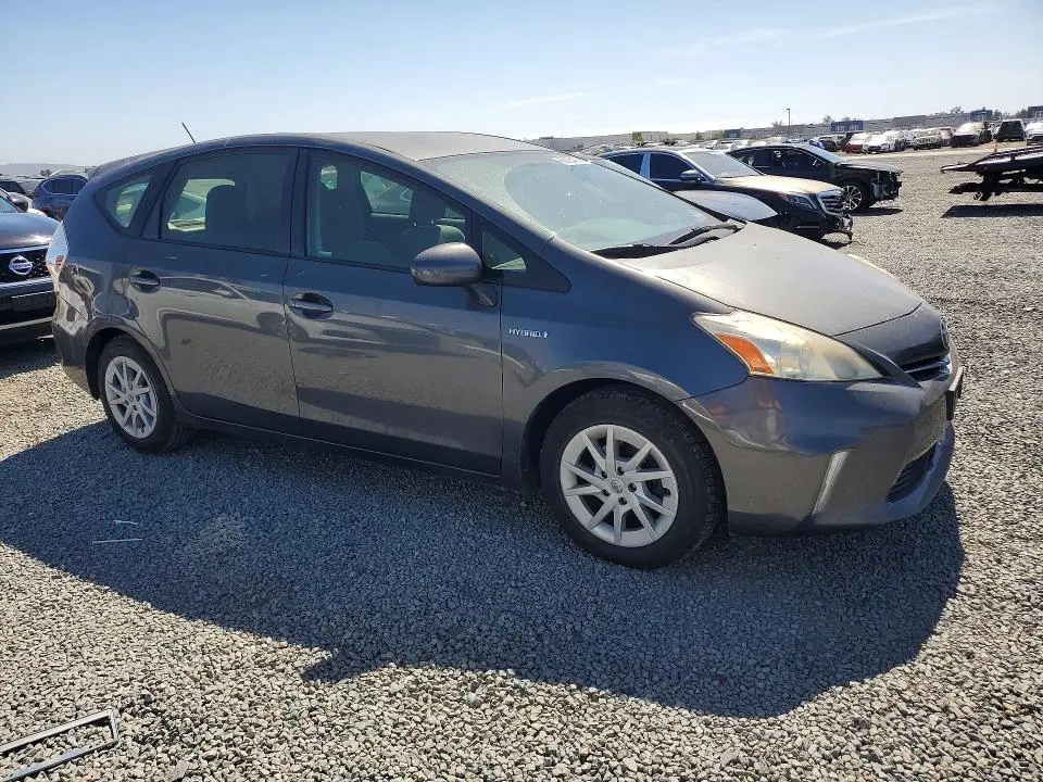 2013 TOYOTA PRIUS V THREE  