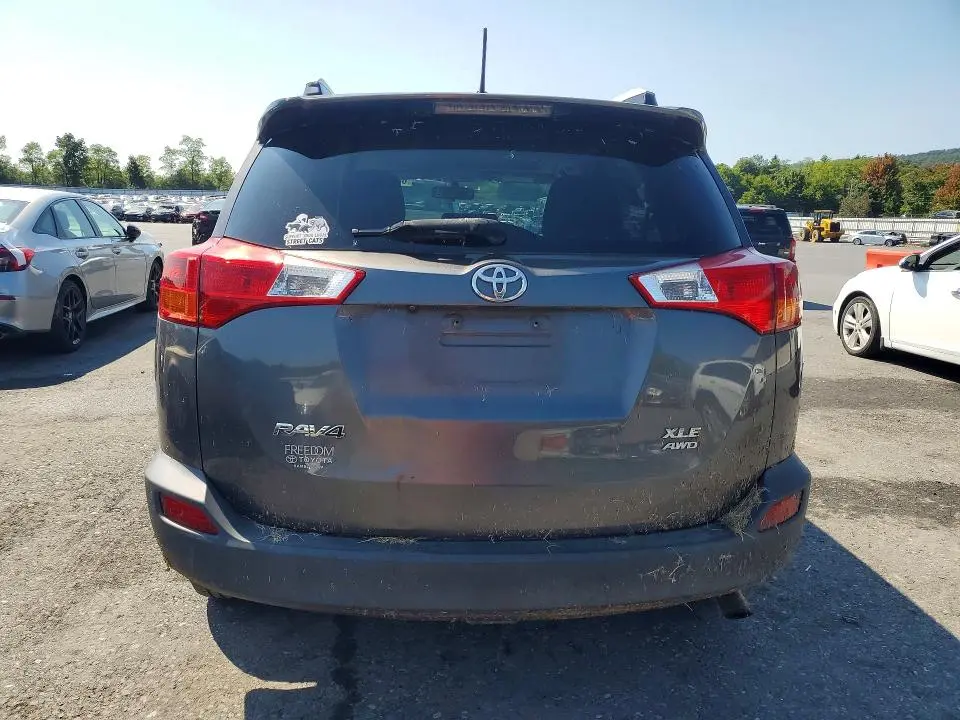 2013 TOYOTA RAV4 XLE  