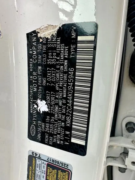 2019 HYUNDAI TUCSON SE  