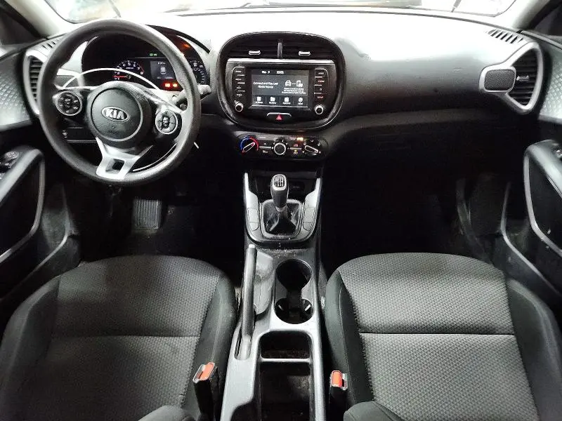 2021 KIA SOUL LX  