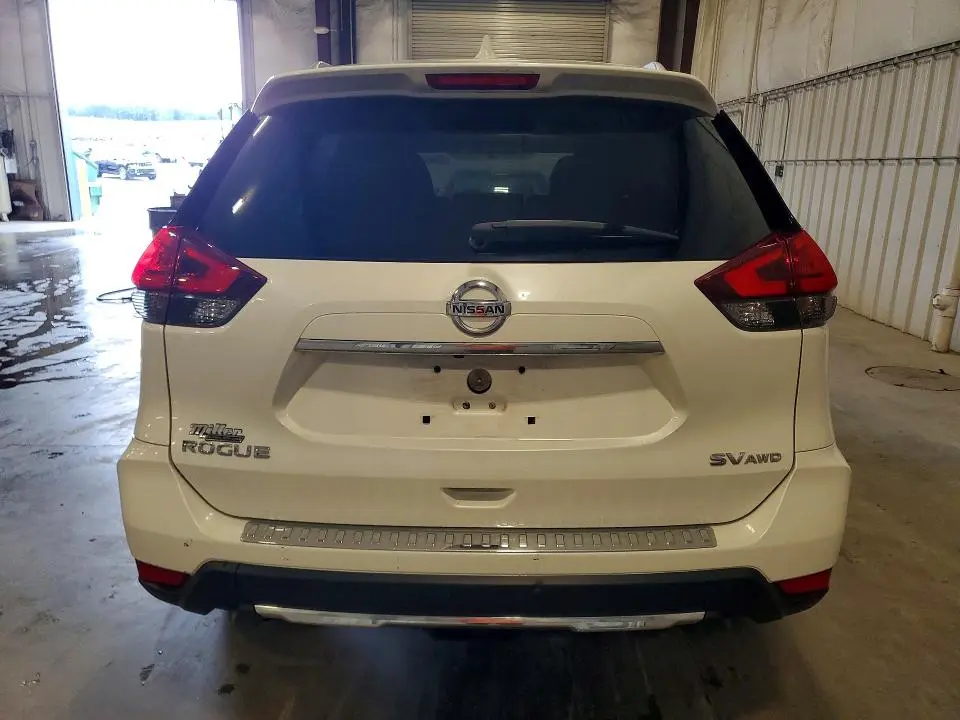 2017 NISSAN ROGUE SV  
