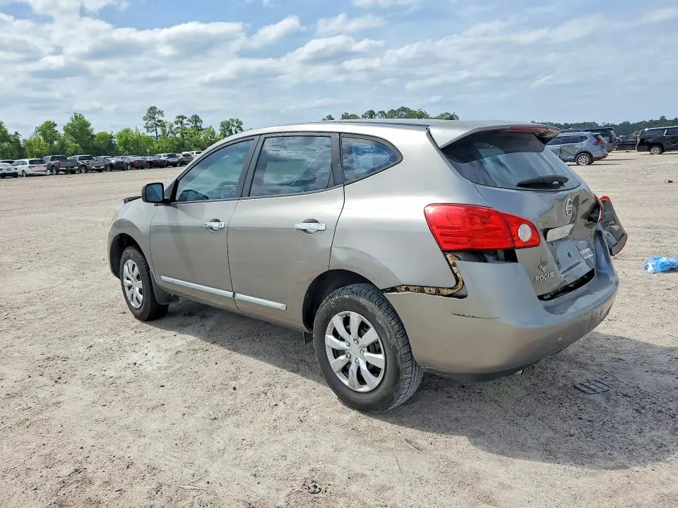 2013 NISSAN ROGUE S  