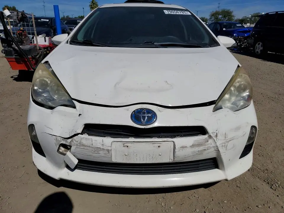 2013 TOYOTA PRIUS C THREE  