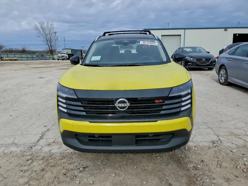 2026 NISSAN KICKS SR  