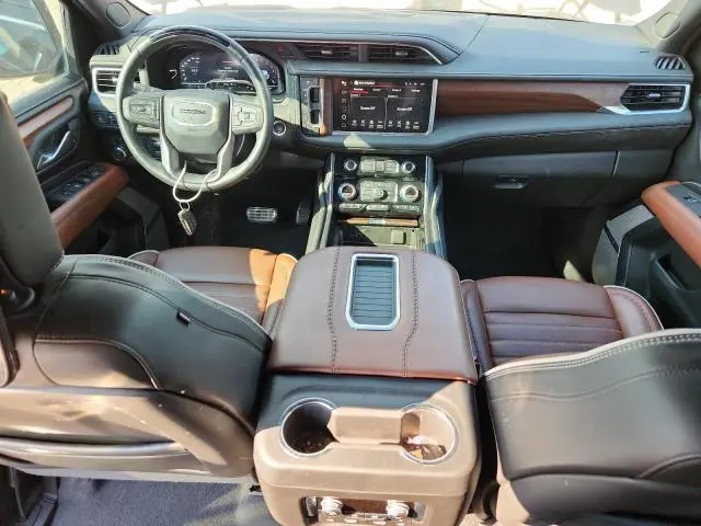 2024 GMC YUKON XL DENALI ULTIMATE  