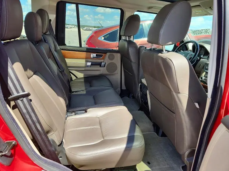 2014 LAND ROVER LR4 HSE LUXURY  