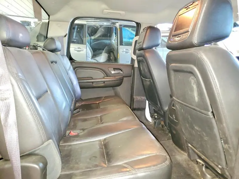 2013 GMC SIERRA K2500 DENALI  