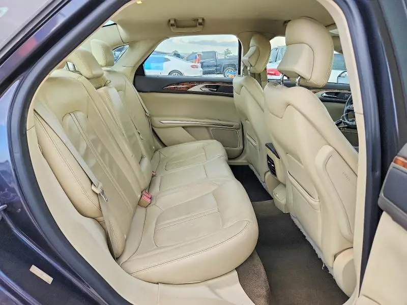 2013 LINCOLN MKZ   