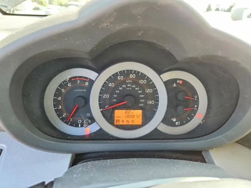2010 TOYOTA RAV4 LIMITED  