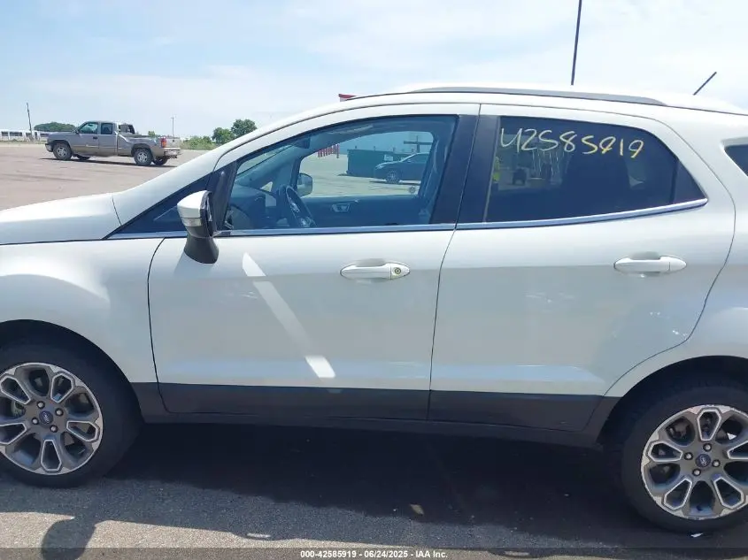 2020 FORD ECOSPORT TITANIUM