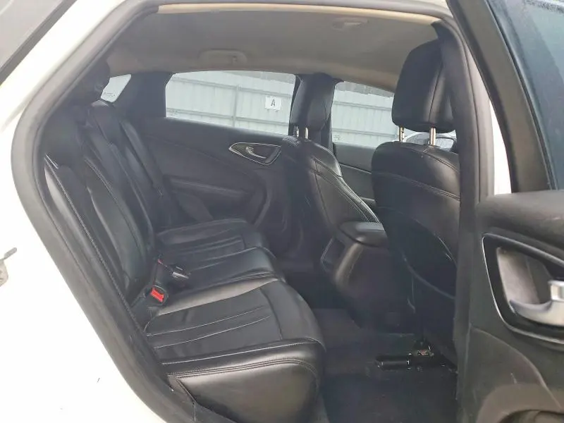 2017 CHRYSLER 200   