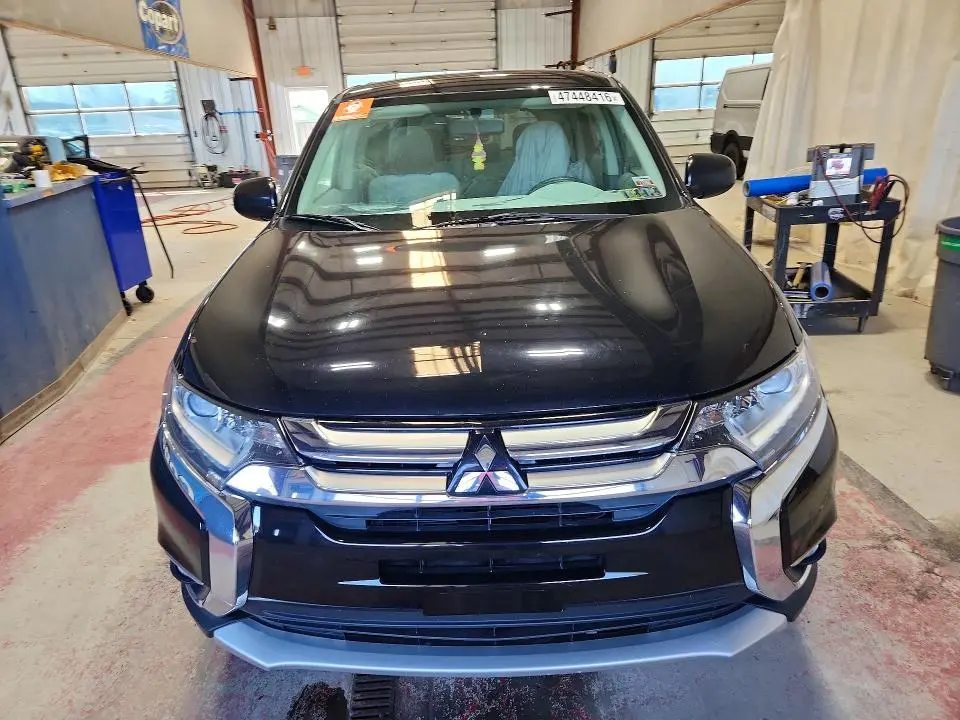 2017 MITSUBISHI OUTLANDER ES  