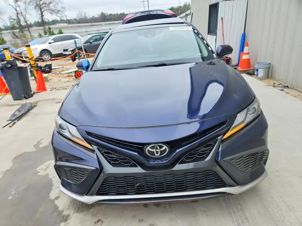 2021 TOYOTA CAMRY XSE  
