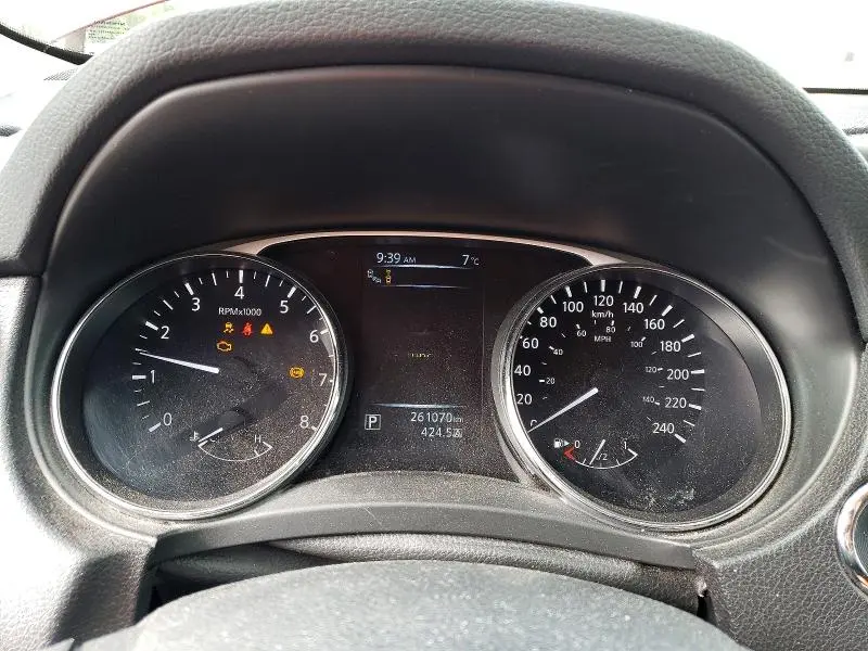 2015 NISSAN ROGUE S  