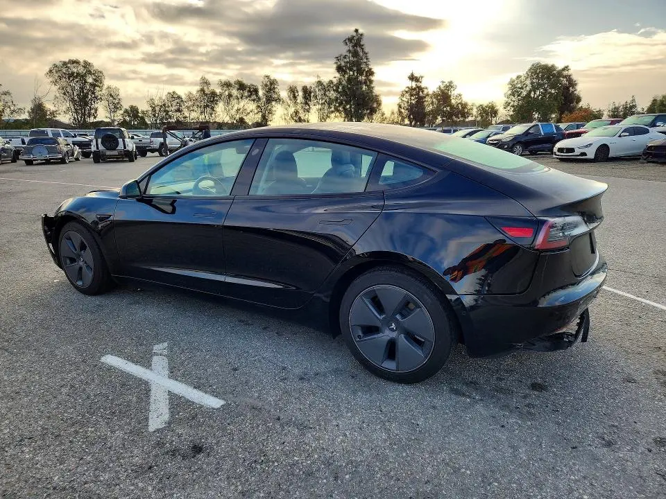 2021 TESLA MODEL 3   