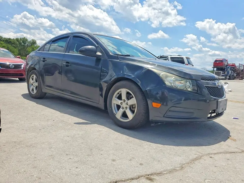 2013 CHEVROLET CRUZE LT  
