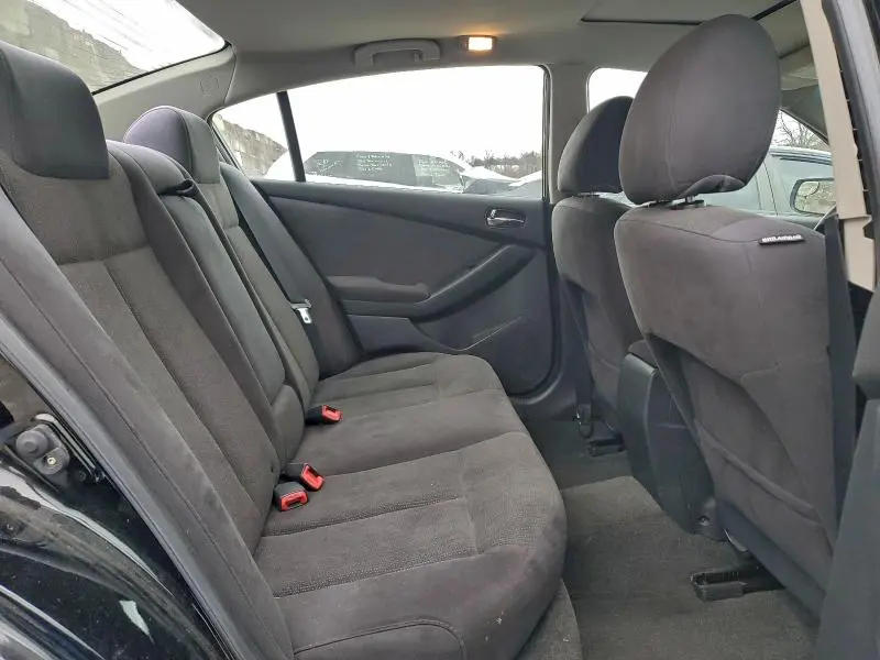 2010 NISSAN ALTIMA BASE  