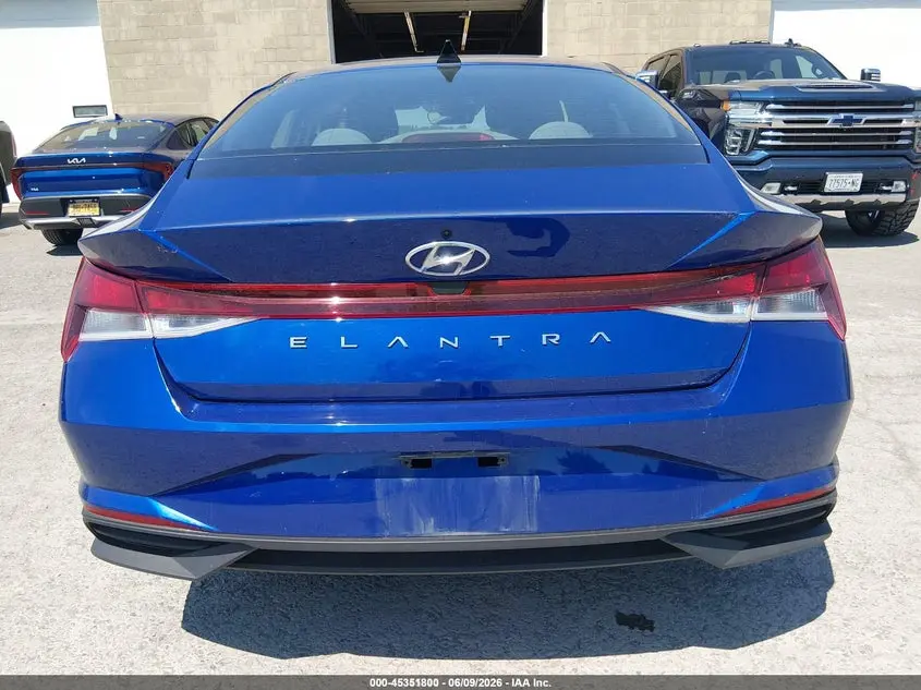 2021 HYUNDAI ELANTRA SE
