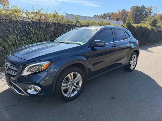 2020 MERCEDES-BENZ GLA 250 4MATIC  