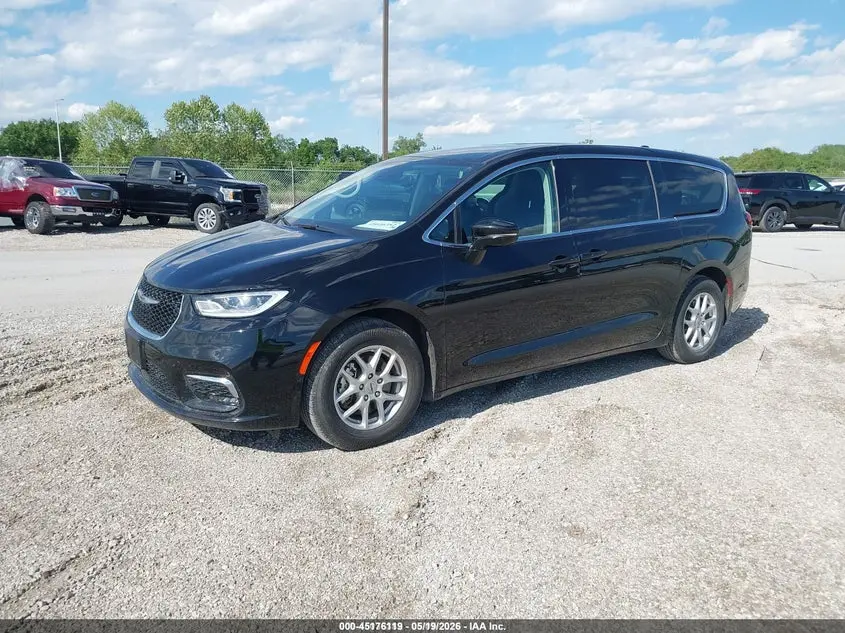 2024 CHRYSLER PACIFICA TOURING L