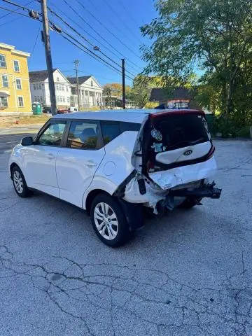 2021 KIA SOUL LX  