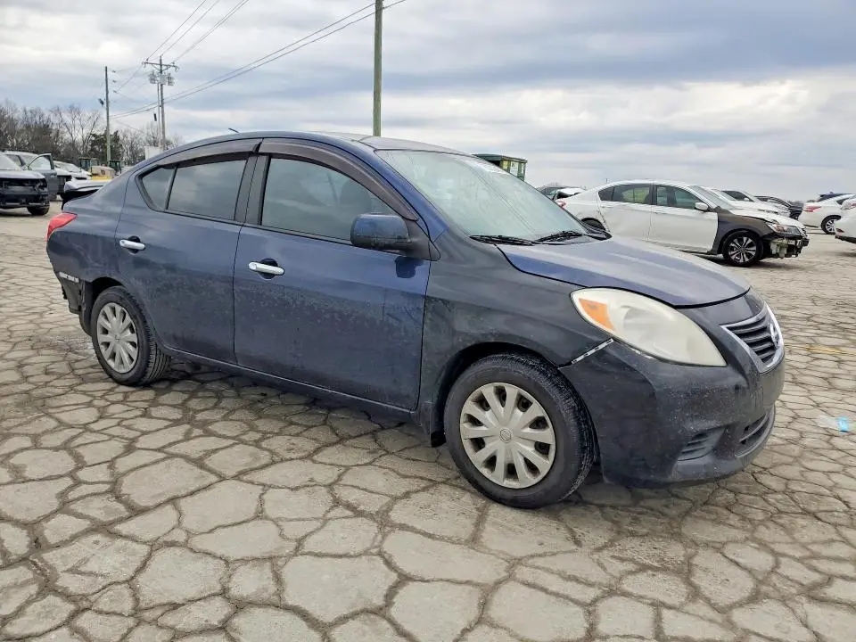 2013 NISSAN VERSA S  