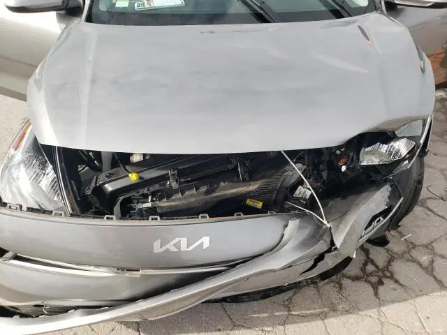 2022 KIA RIO LX  