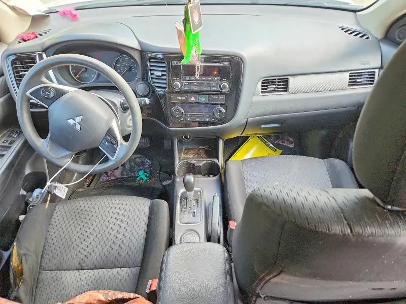 2014 MITSUBISHI OUTLANDER ES  