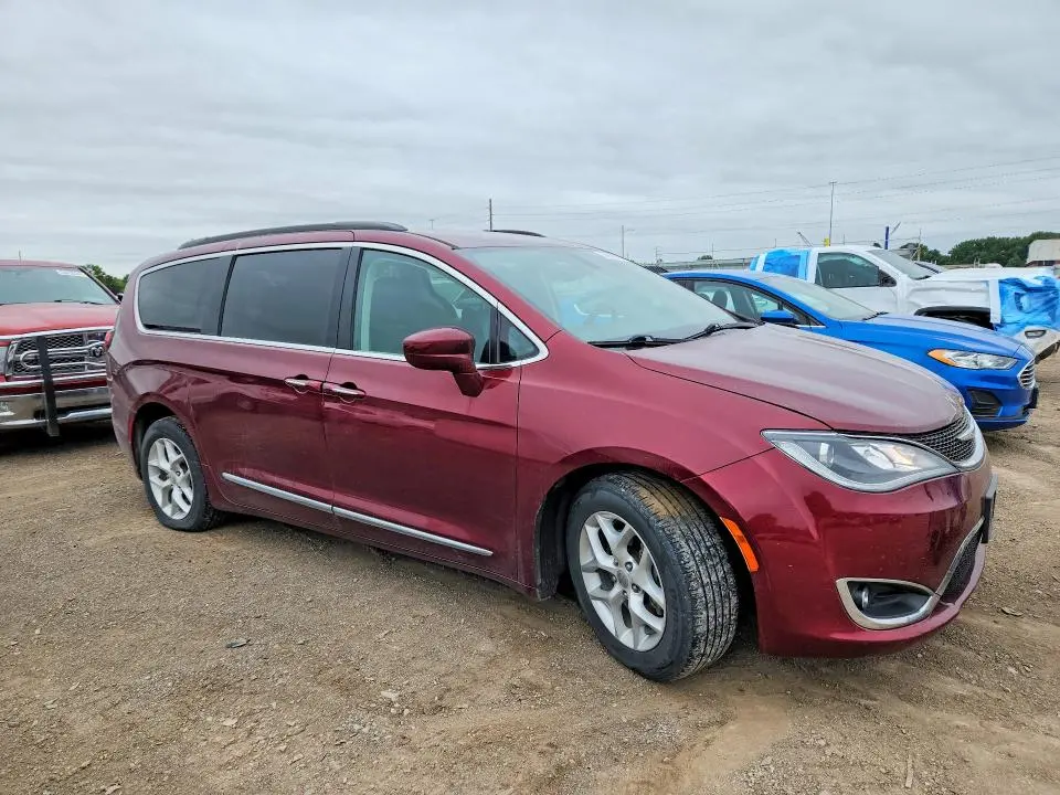 2017 CHRYSLER PACIFICA TOURING L  