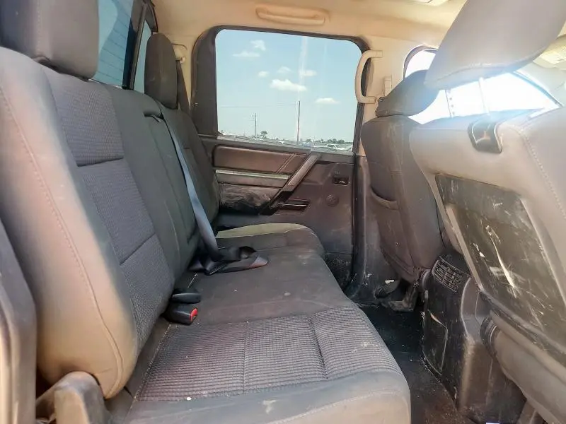 2013 NISSAN TITAN S  