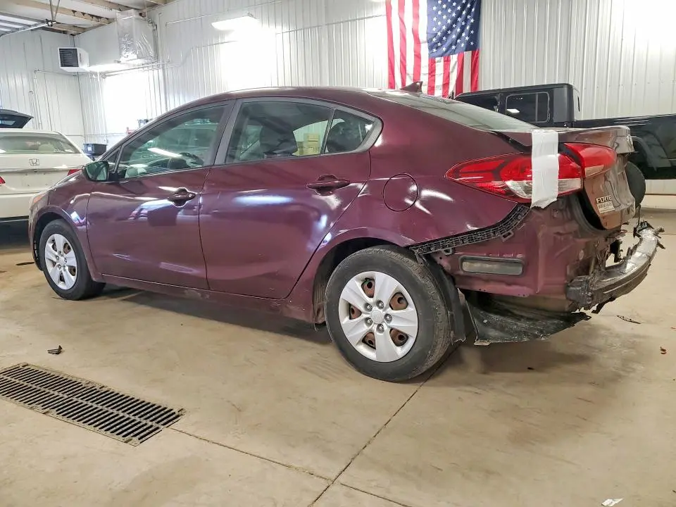 2017 KIA FORTE LX  