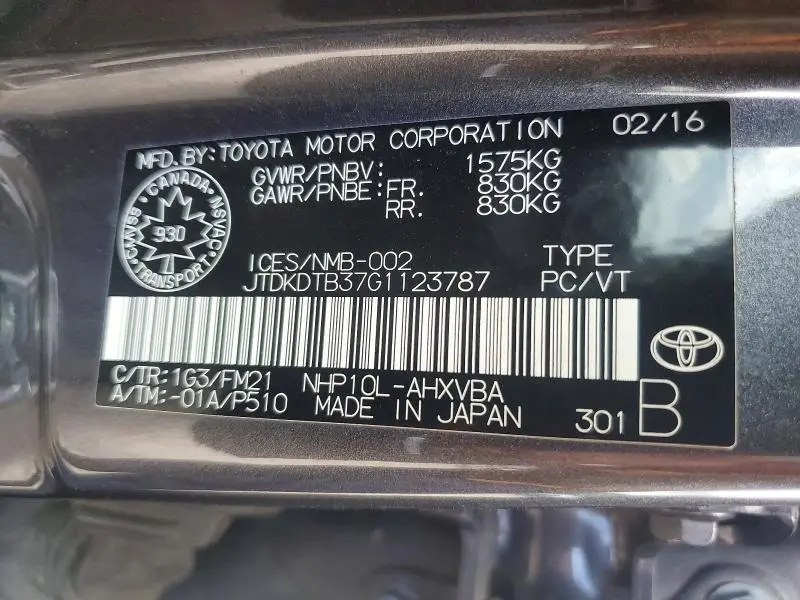 2016 TOYOTA PRIUS C ONE  