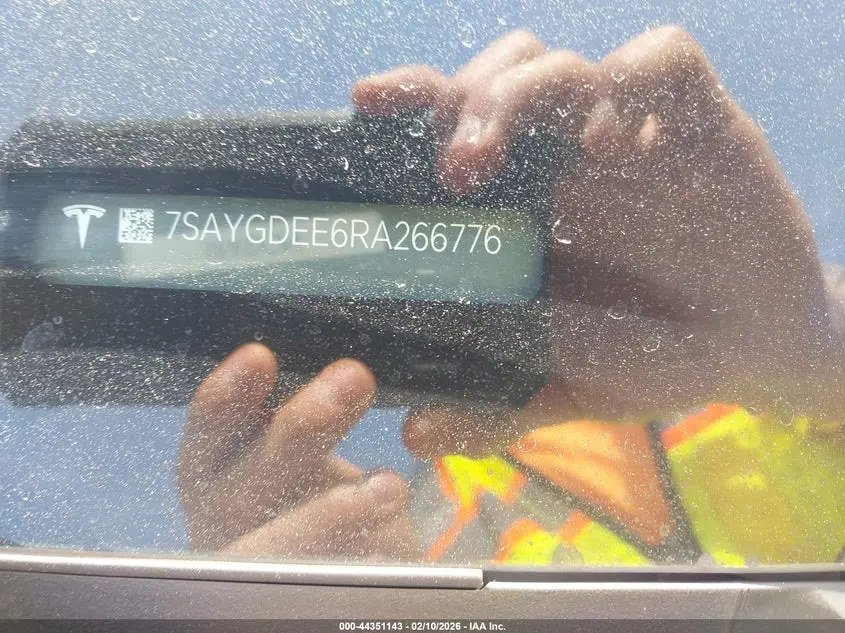 2024 TESLA MODEL Y LONG RANGE DUAL MOTOR ALL-WHEEL DRIVE