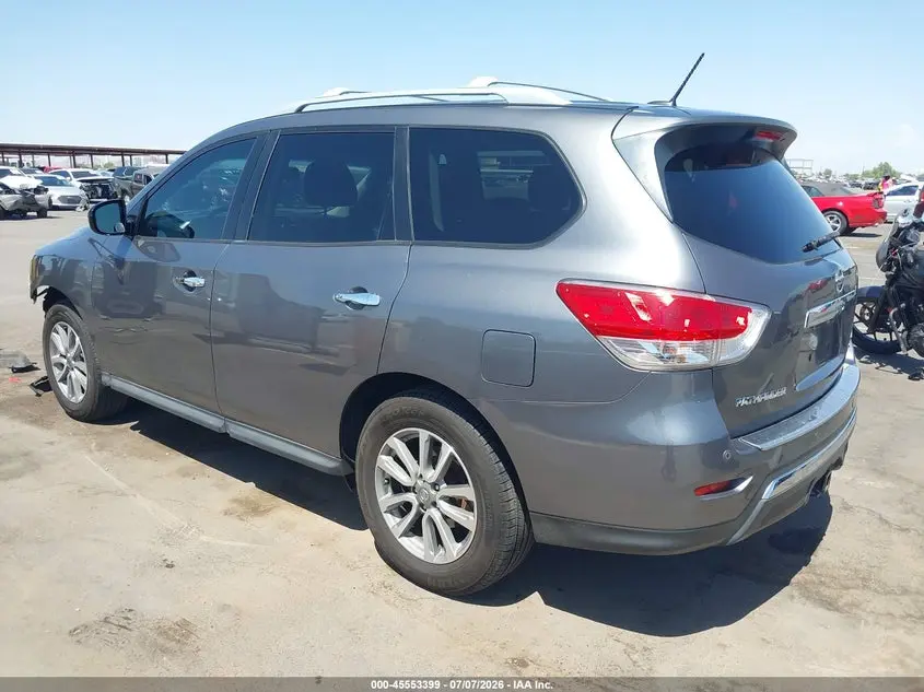 2016 NISSAN PATHFINDER SV