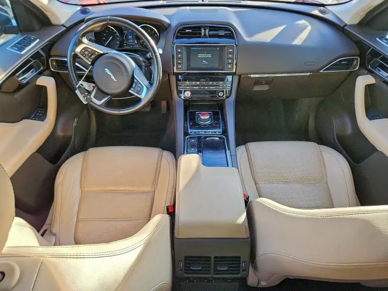 2018 JAGUAR F-PACE PRESTIGE  