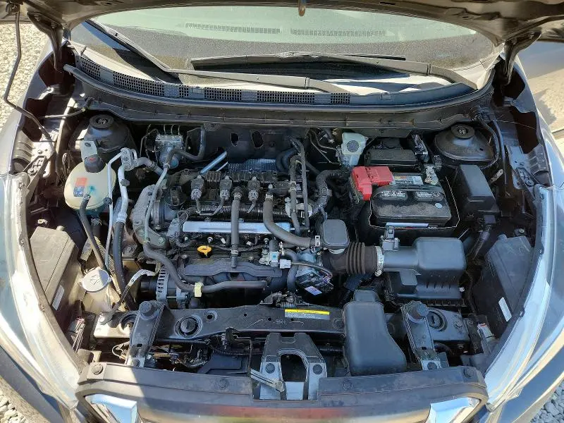 2019 NISSAN KICKS S  